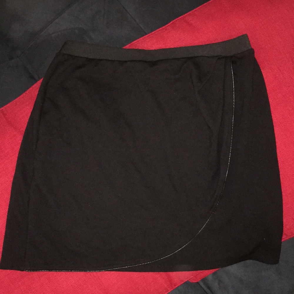 Mark by Avon Skirt Midi